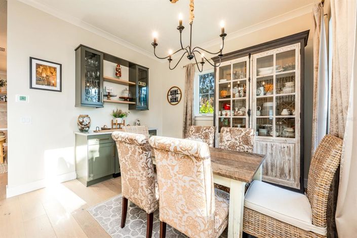 Image No.15-5 Bed House for sale