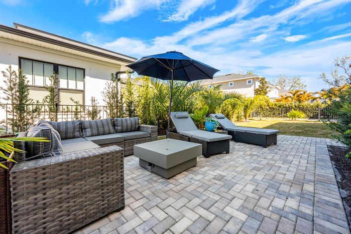 Image No.34-5 Bed House for sale