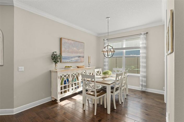 Image No.20-4 Bed House for sale