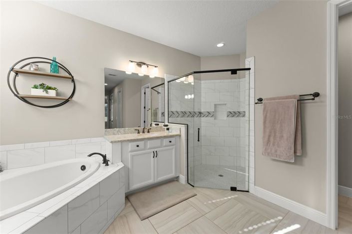 Image No.35-4 Bed House for sale