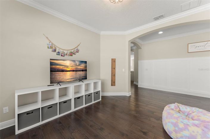 Image No.9-4 Bed House for sale