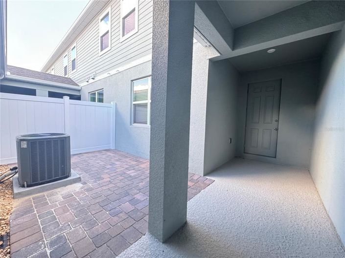 Image No.16-4 Bed Townhouse for sale