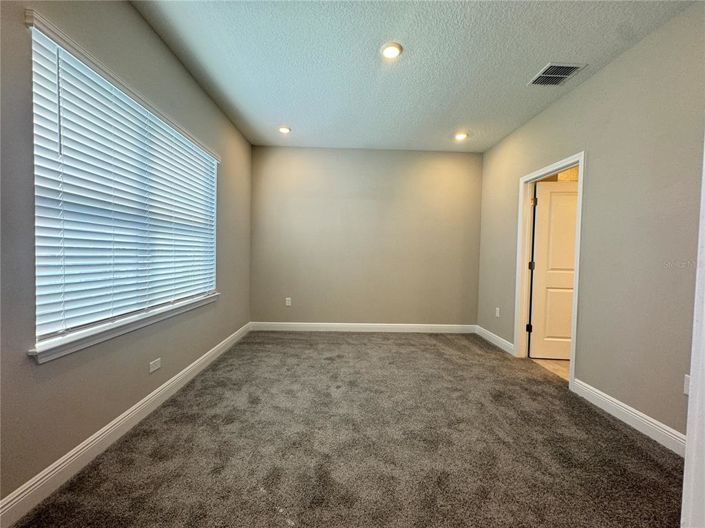 Image No.31-4 Bed Townhouse for sale