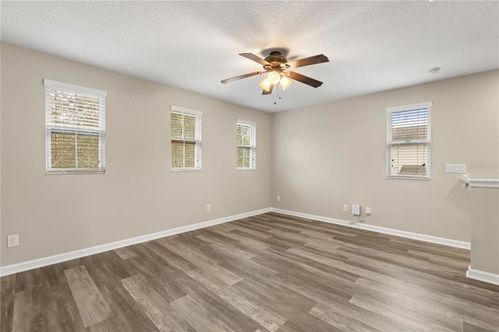 Image No.16-3 Bed House for sale