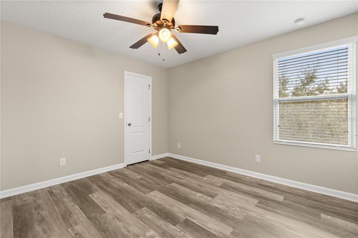 Image No.20-3 Bed House for sale