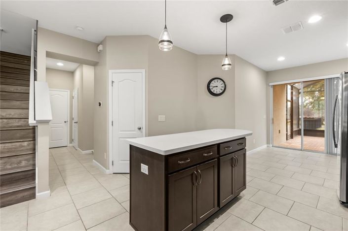 Image No.6-3 Bed House for sale