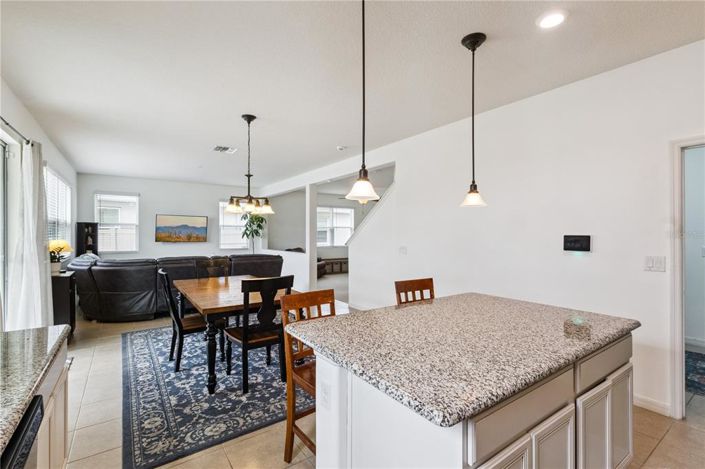 Image No.9-5 Bed House for sale