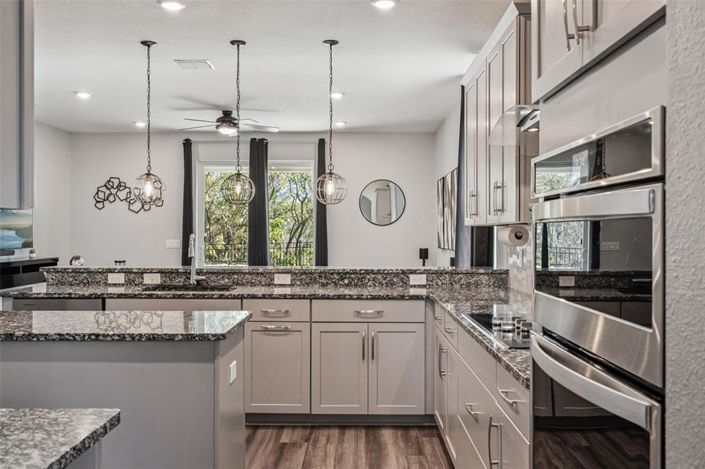 Image No.12-5 Bed House for sale