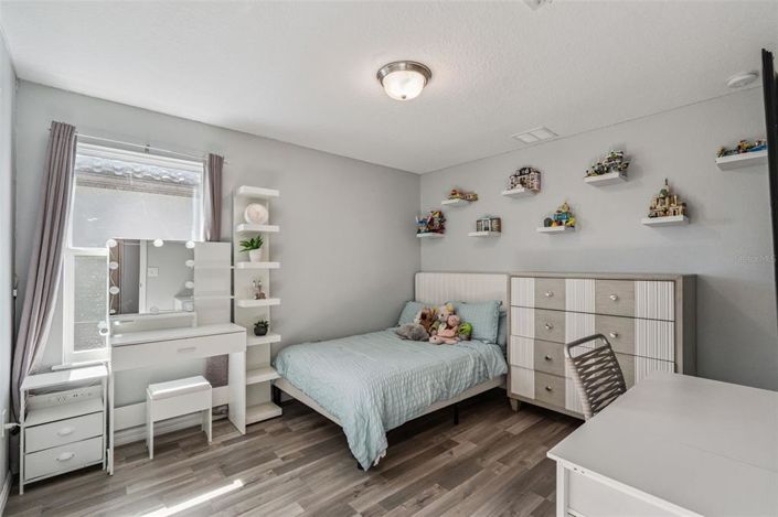 Image No.22-5 Bed House for sale