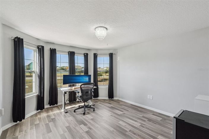 Image No.32-5 Bed House for sale