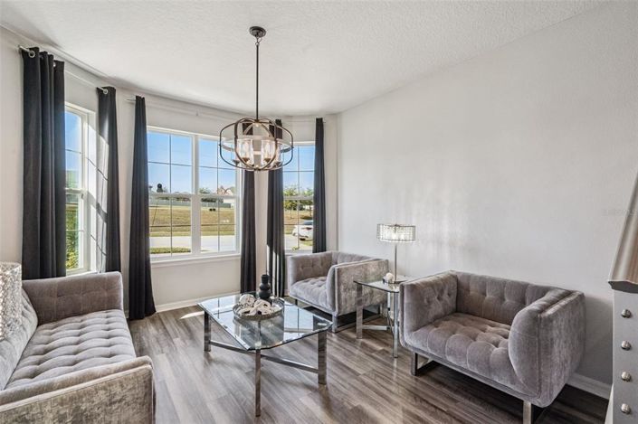 Image No.5-5 Bed House for sale