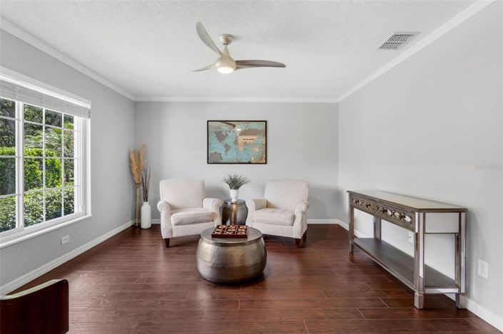 Image No.18-4 Bed House for sale