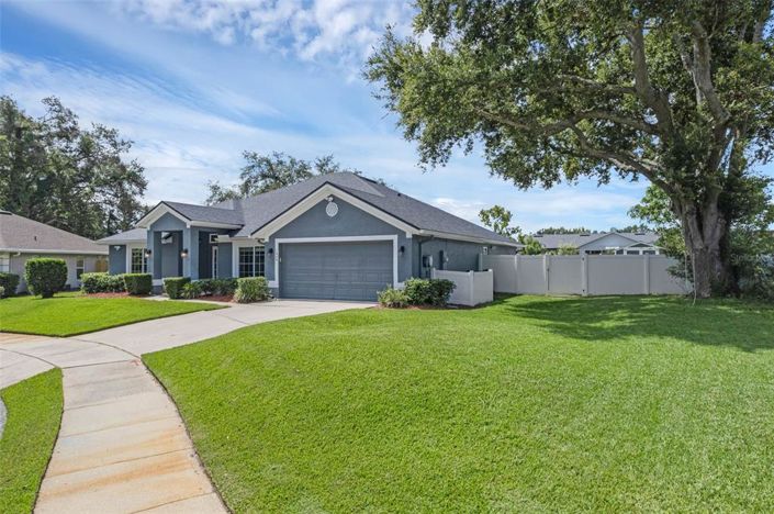 Image No.2-4 Bed House for sale