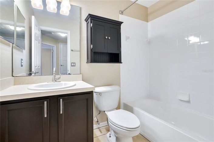 Image No.21-3 Bed House for sale