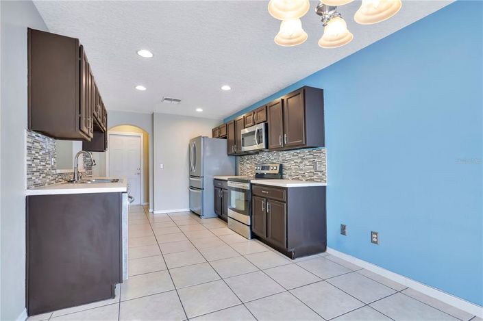 Image No.7-3 Bed House for sale