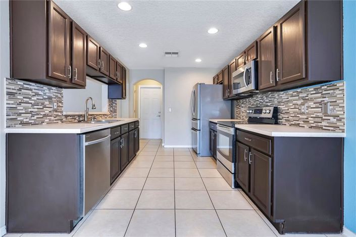 Image No.9-3 Bed House for sale