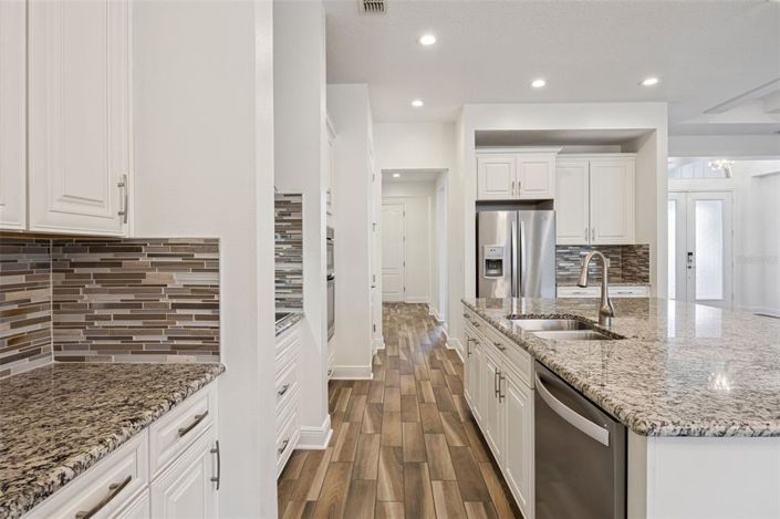 Image No.13-4 Bed House for sale