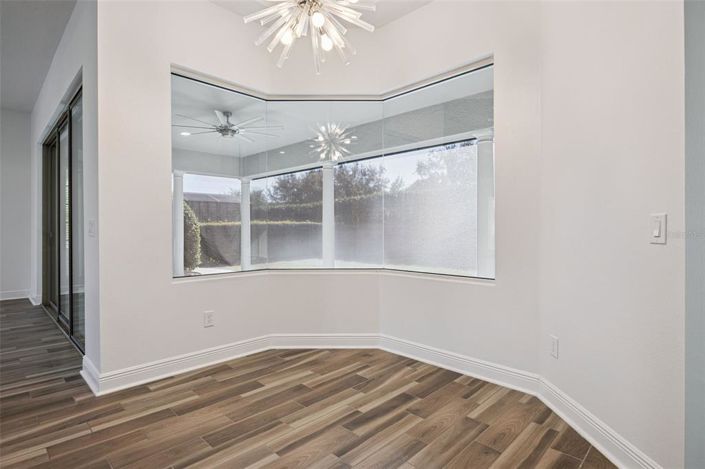 Image No.14-4 Bed House for sale