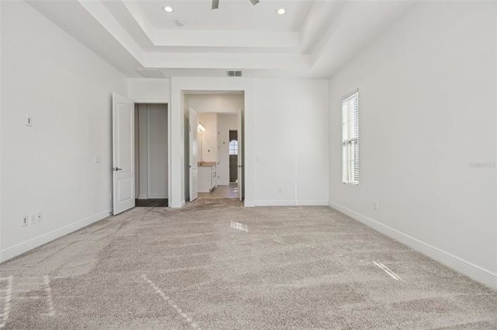 Image No.15-4 Bed House for sale