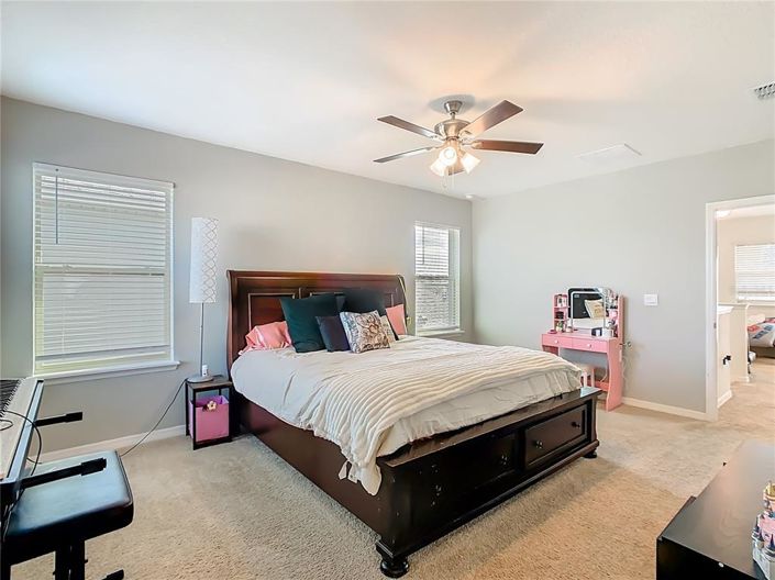 Image No.19-4 Bed House for sale