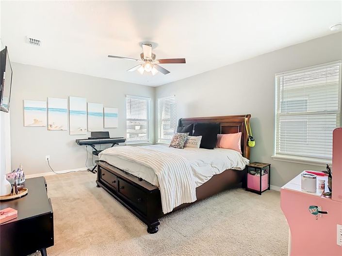 Image No.20-4 Bed House for sale