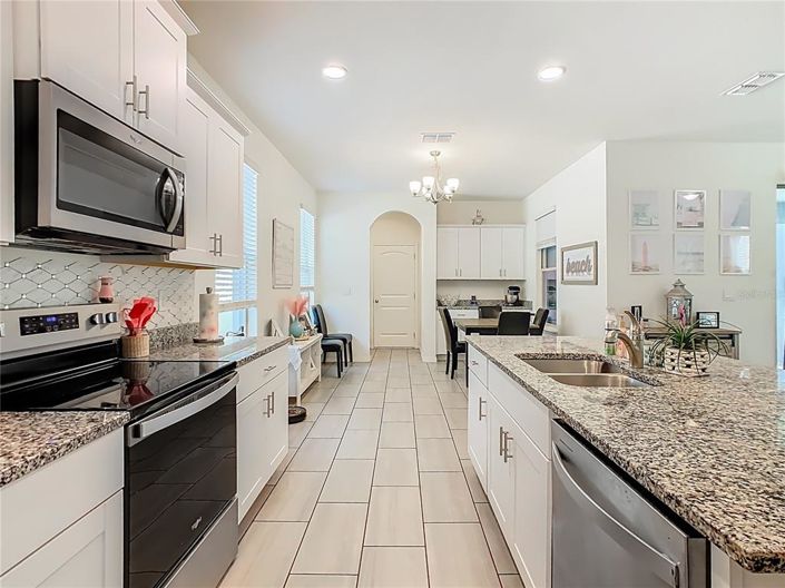 Image No.8-4 Bed House for sale