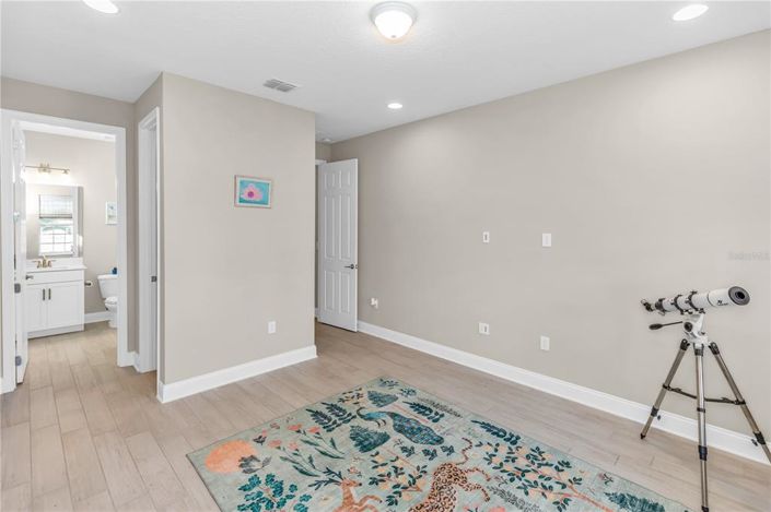 Image No.24-4 Bed House for sale