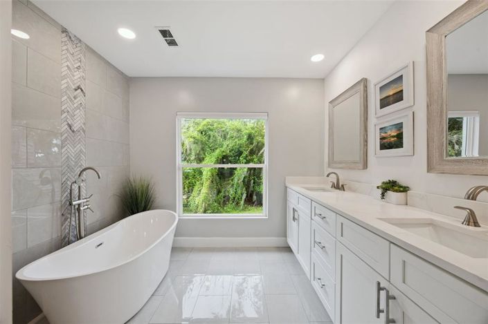 Image No.52-3 Bed House for sale