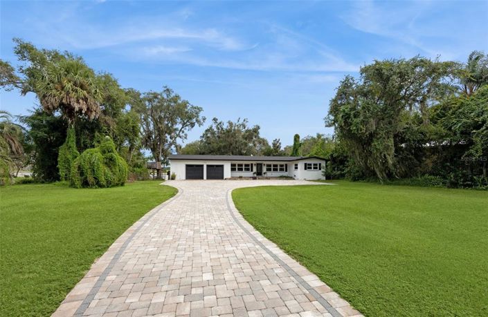 Image No.8-3 Bed House for sale