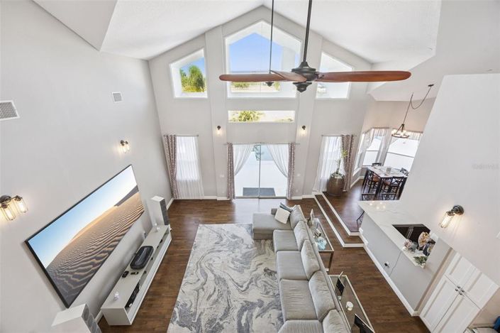 Image No.20-5 Bed House for sale