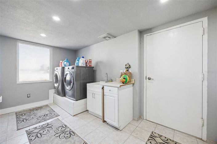 Image No.37-5 Bed House for sale