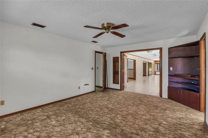 Image No.11-4 Bed House for sale