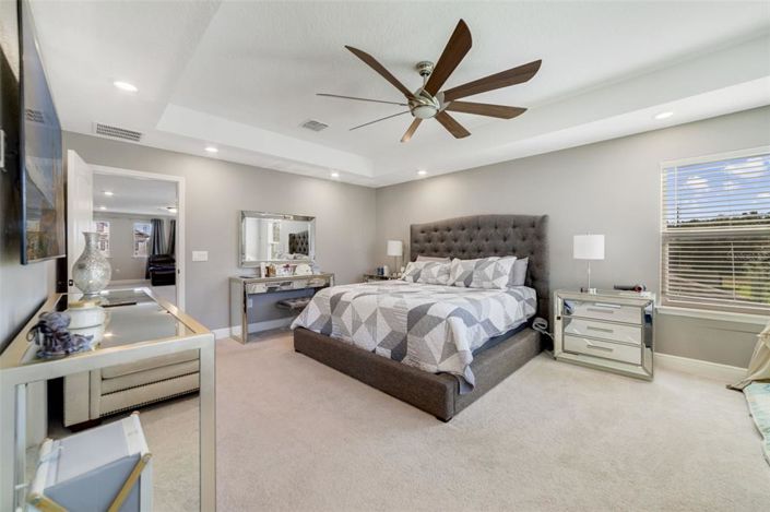 Image No.18-5 Bed House for sale