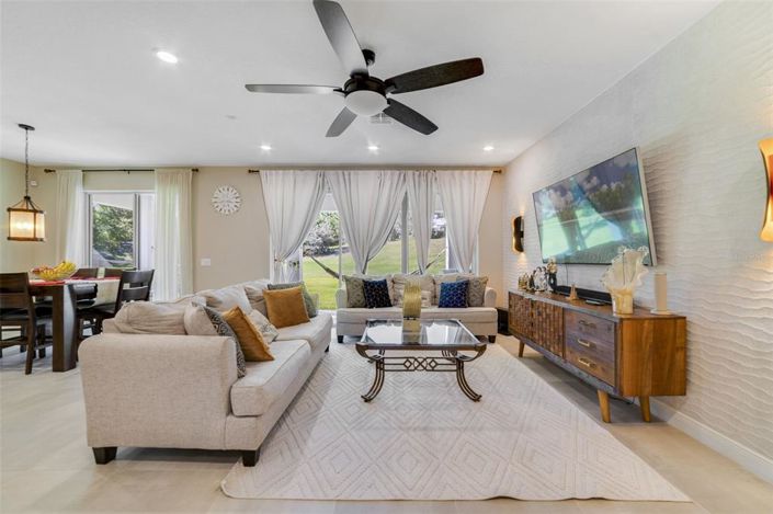 Image No.3-5 Bed House for sale