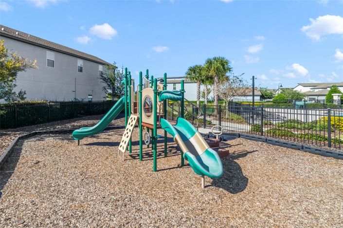 Image No.31-5 Bed House for sale