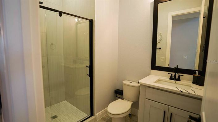 Image No.14-6 Bed House for sale