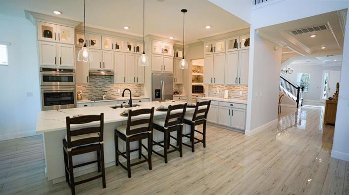 Image No.15-6 Bed House for sale