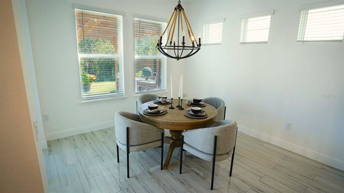 Image No.20-6 Bed House for sale