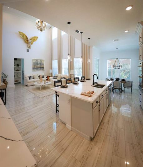 Image No.23-6 Bed House for sale