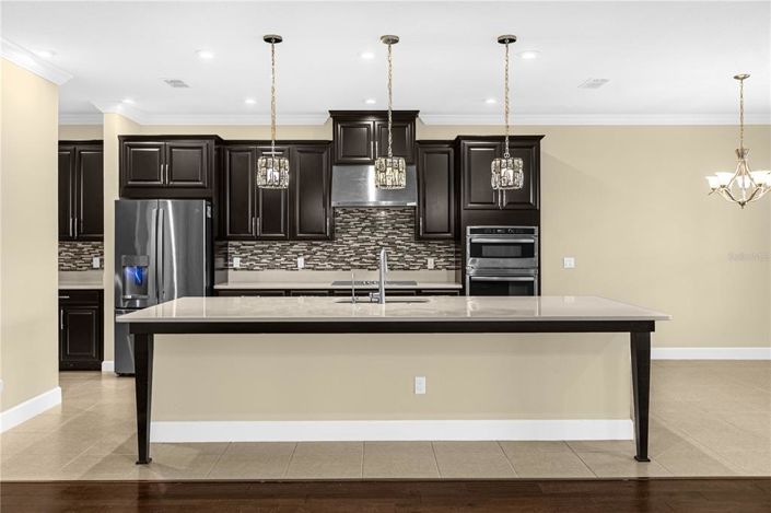 Image No.17-5 Bed House for sale