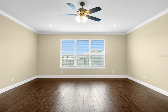 Image No.20-5 Bed House for sale