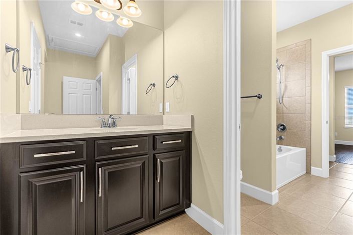 Image No.39-5 Bed House for sale