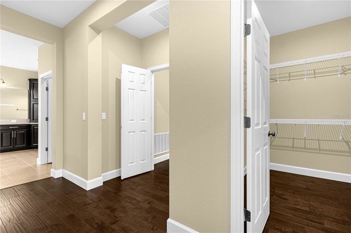 Image No.45-5 Bed House for sale