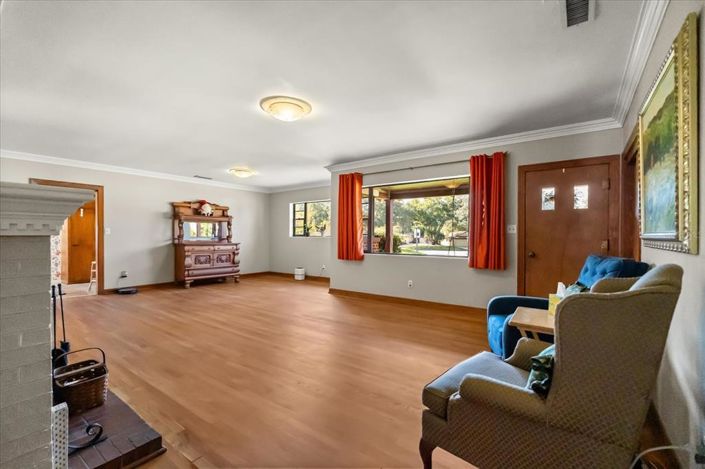 Image No.2-3 Bed House for sale