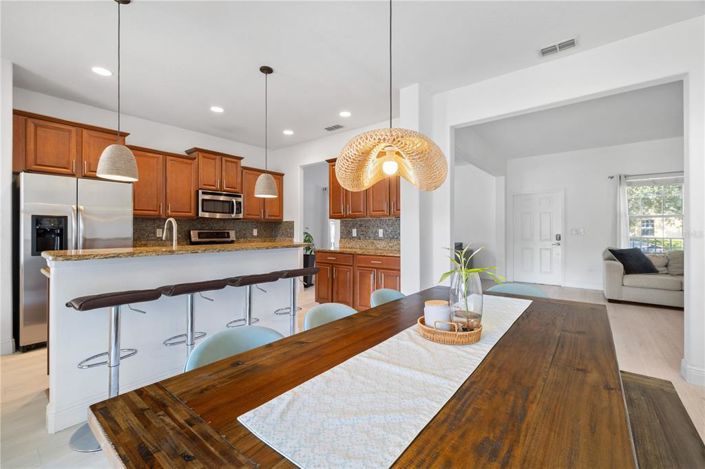 Image No.11-5 Bed House for sale