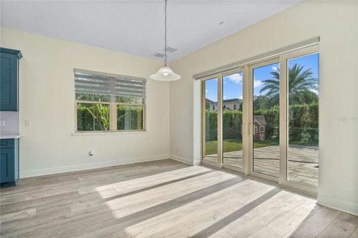 Image No.16-5 Bed House for sale