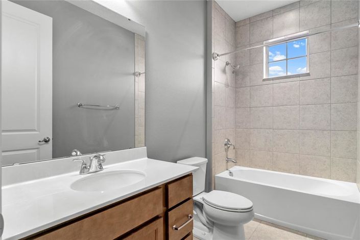 Image No.34-5 Bed House for sale