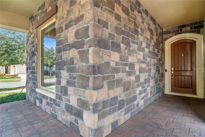 Image No.4-5 Bed House for sale