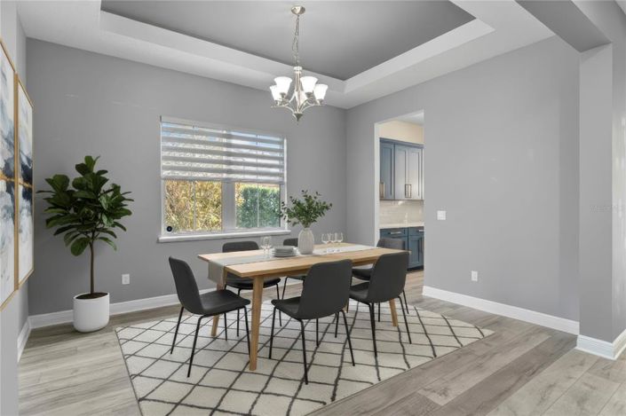 Image No.7-5 Bed House for sale