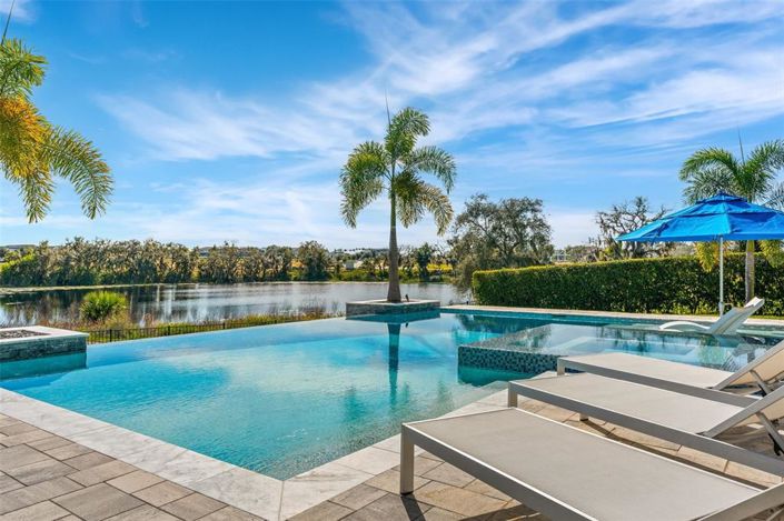 Image No.15-5 Bed House for sale